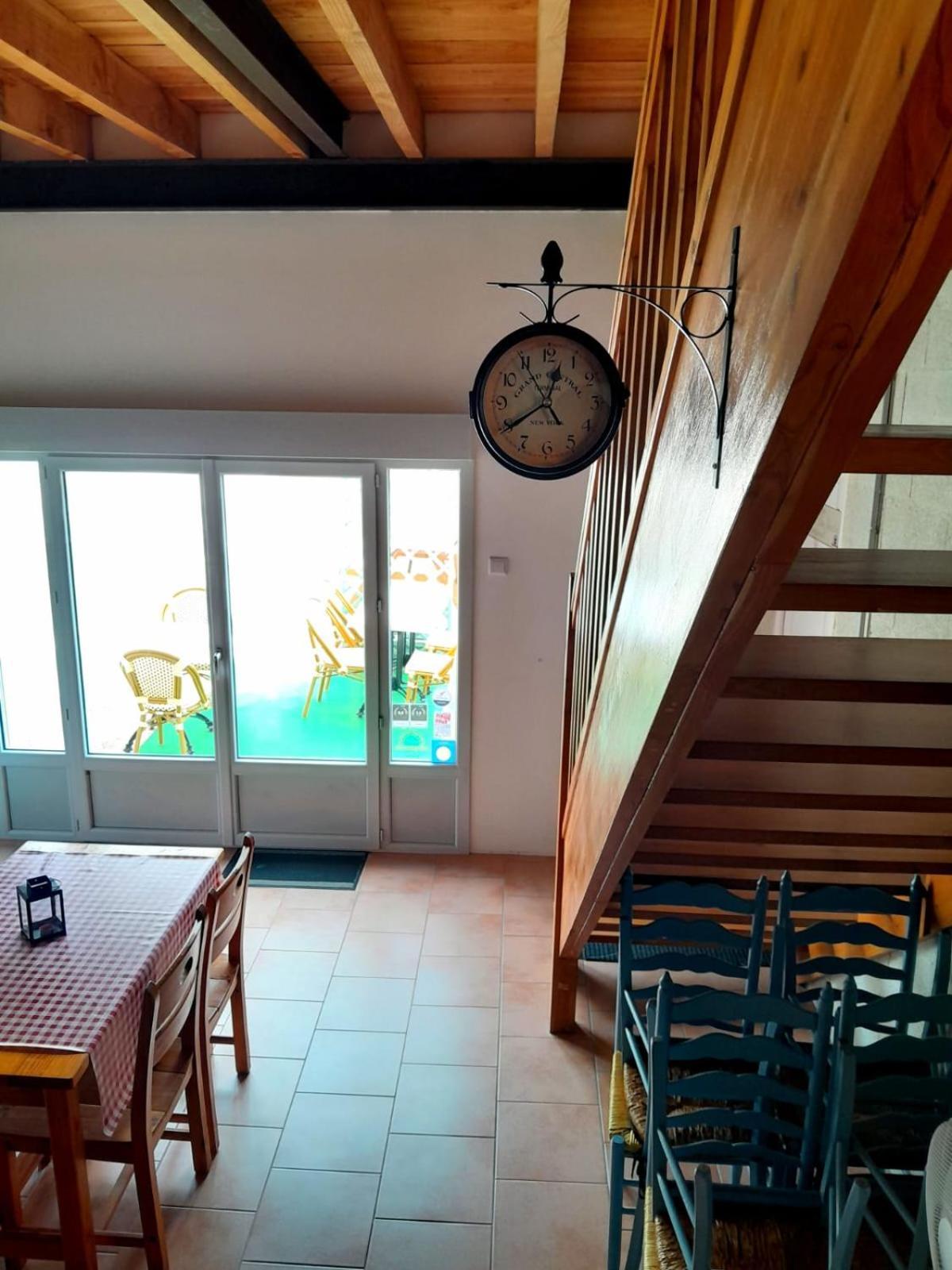 Hotel Le Relais De Poste Orbigny Zewnętrze zdjęcie